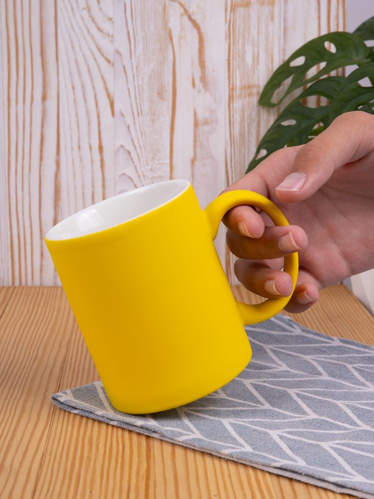 Кружка Promo Soft с покрытием софт-тач, желтая