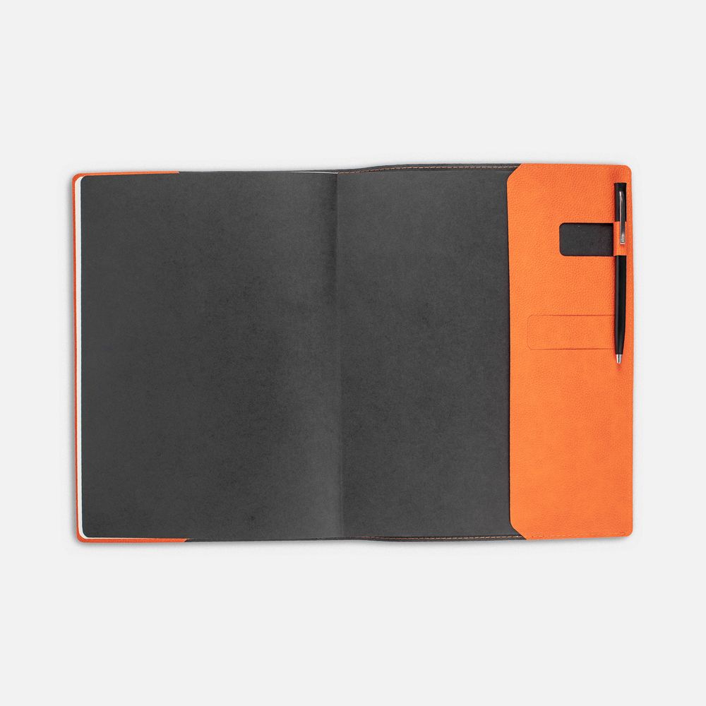 Ежедневник в суперобложке Brave Book, недатированный, оранжевый