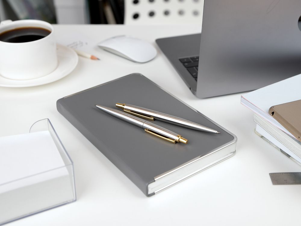 Ручка шариковая Poetica, золотистая