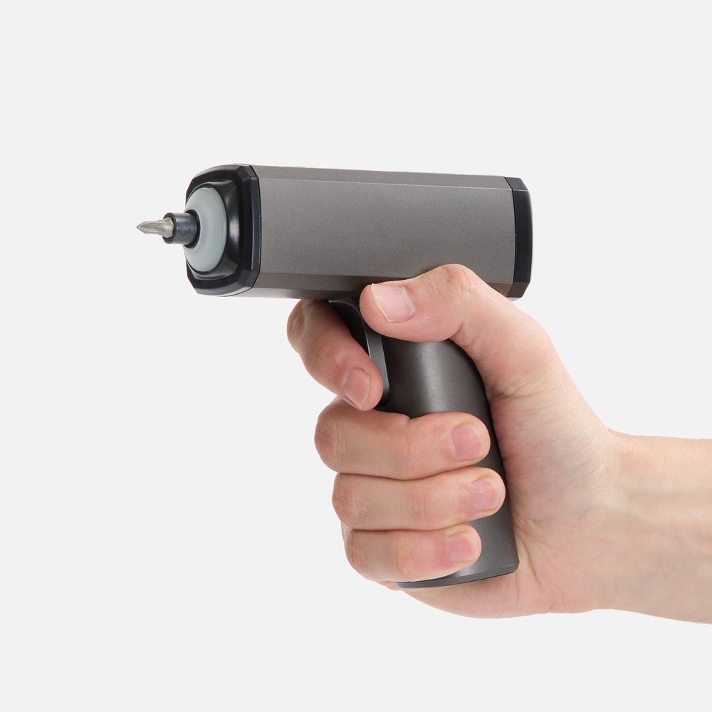 Отвертка аккумуляторная Propeller, черная