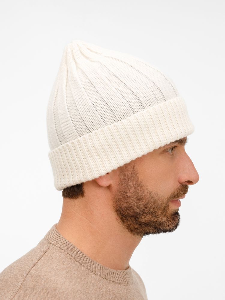 Шапка Bellish, белая (ванильная)