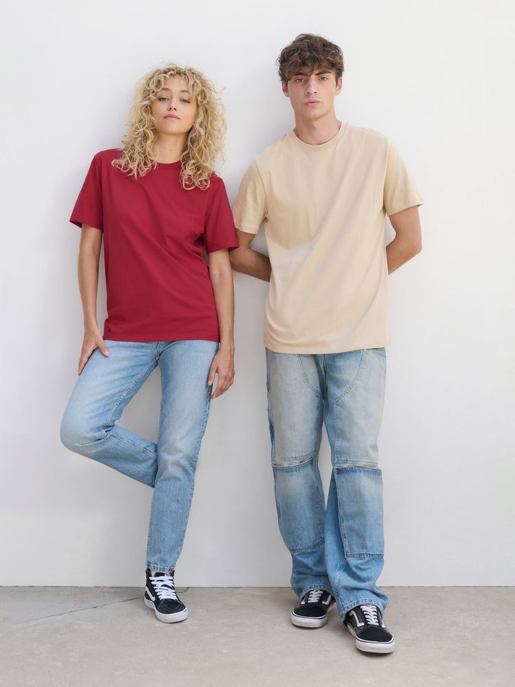 Футболка унисекс Legend, красная (бургунди)