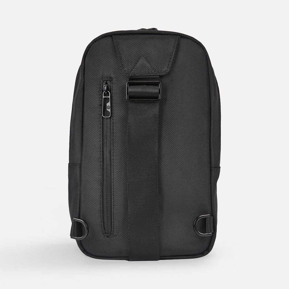 Рюкзак на одно плечо Discovery M, черный