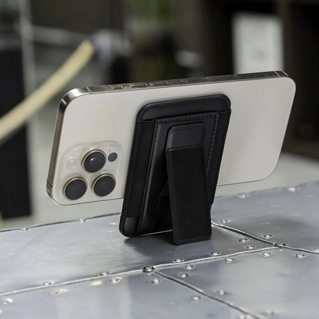 Картхолдер magsafe с подставкой для смартфона «Wally stand», черный