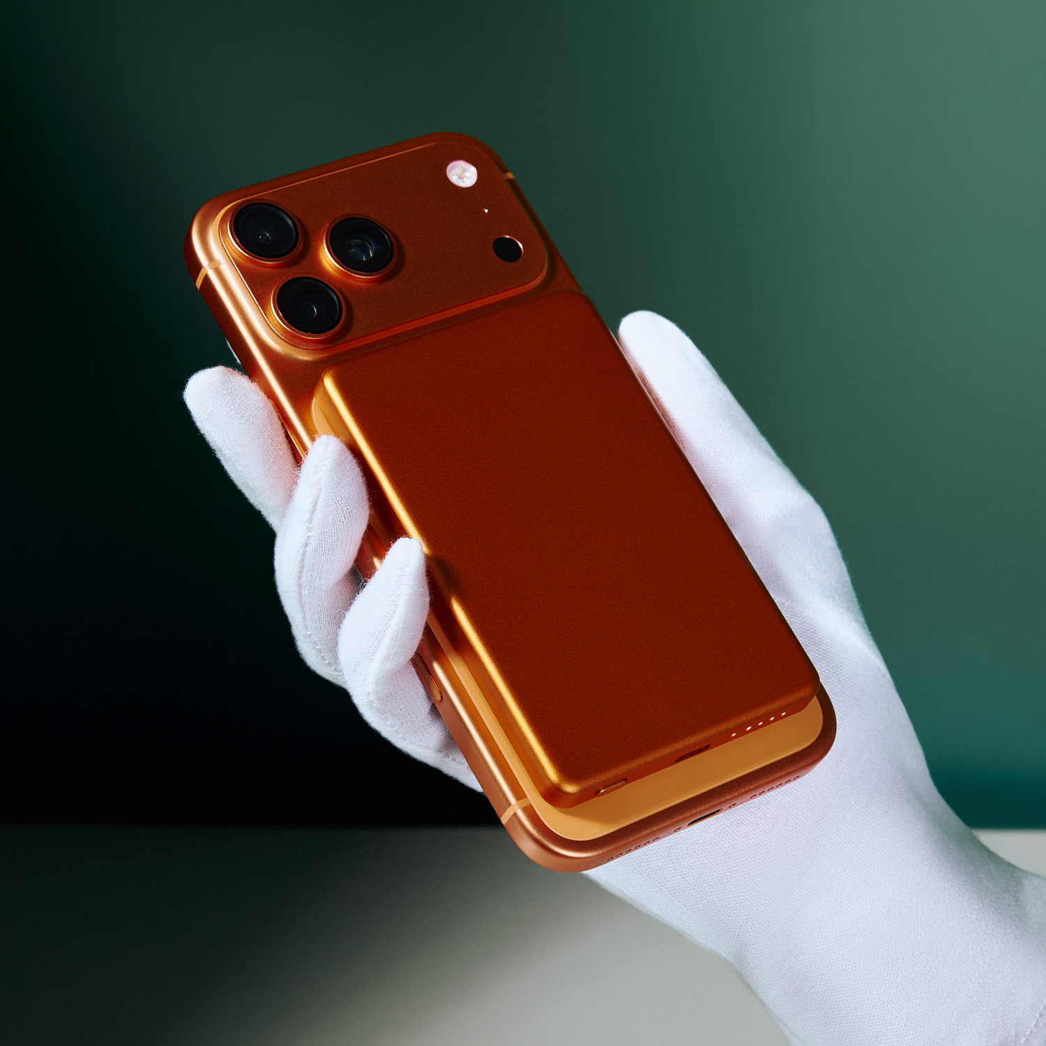 Внешний аккумулятор Атлантис (Atlantis) PD 5000mAh с функцией беспроводной зарядки 15W, оранжевый